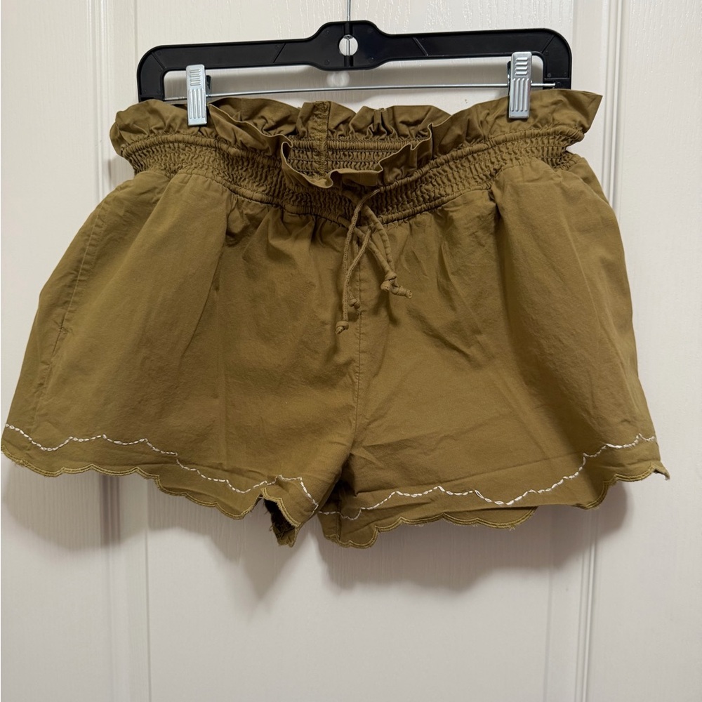 Anthropologie Olive Green High-Waist Paperbag Shorts with Scalloped Hem
